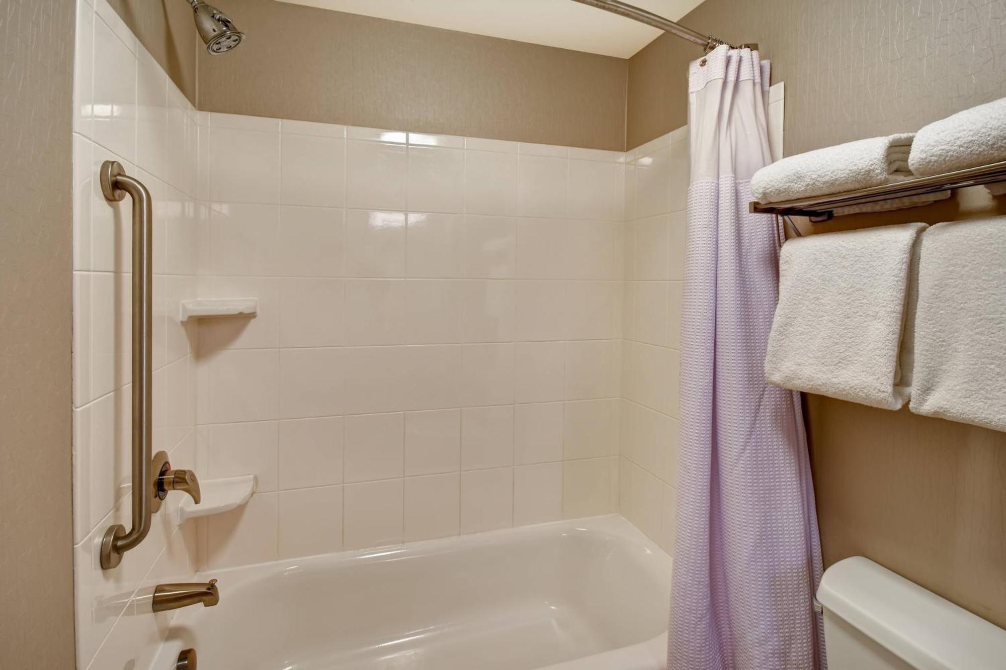 Springhill Suites Louisville Airport Экстерьер фото