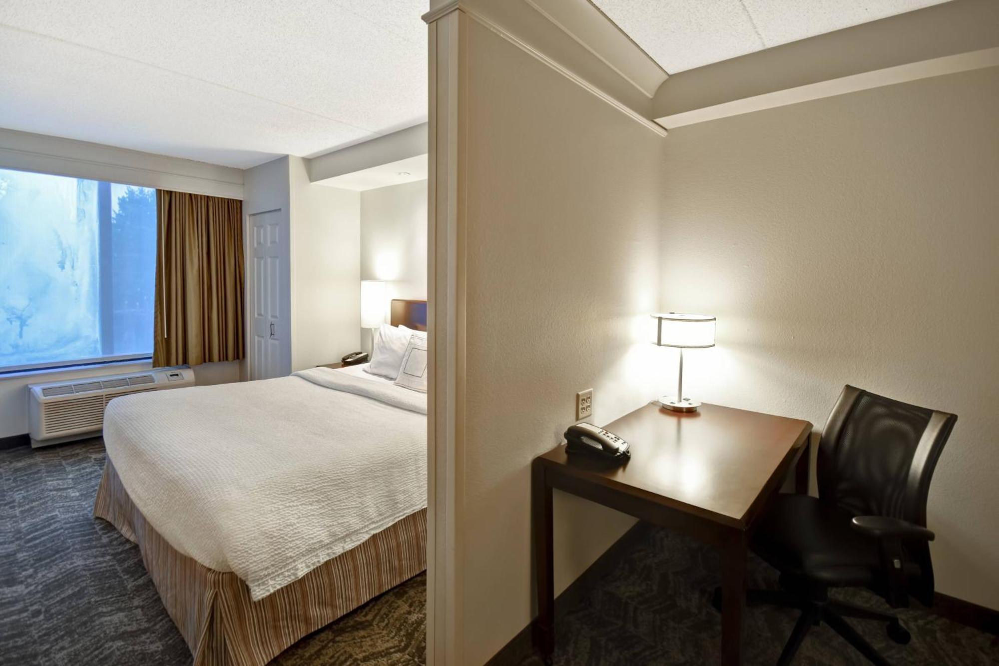 Springhill Suites Louisville Airport Экстерьер фото