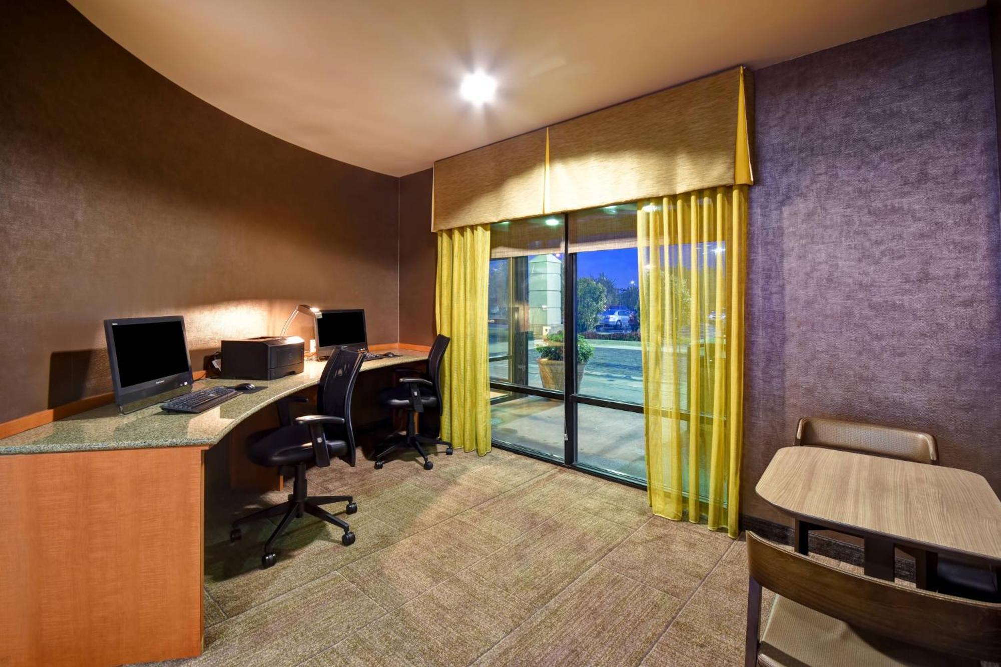 Springhill Suites Louisville Airport Экстерьер фото
