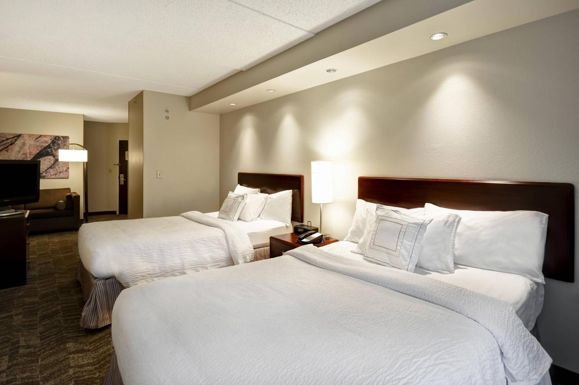 Springhill Suites Louisville Airport Экстерьер фото