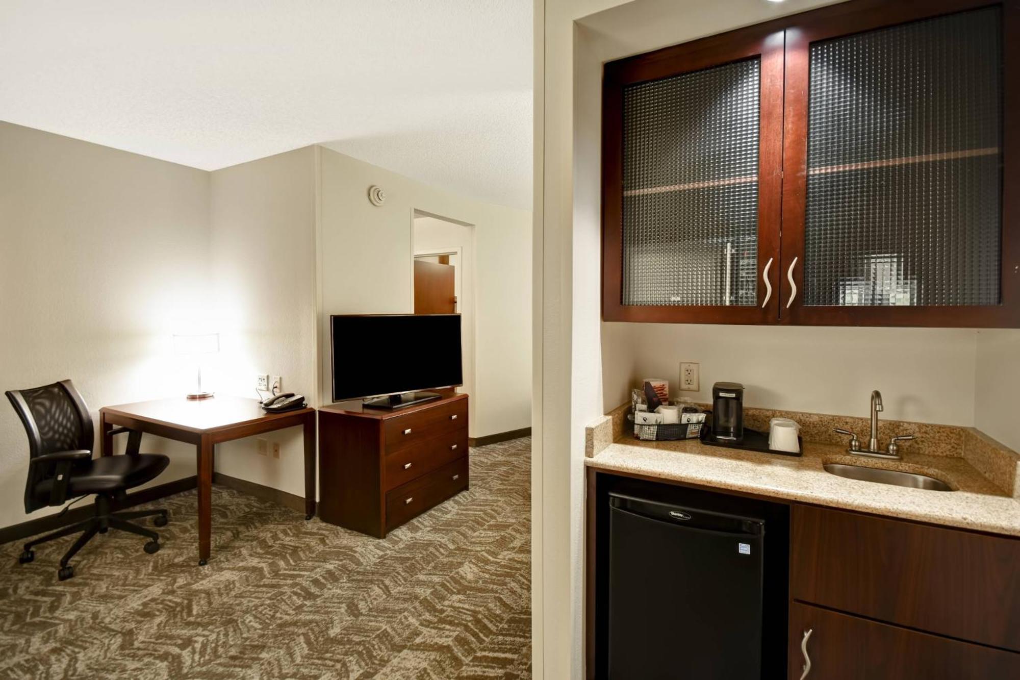 Springhill Suites Louisville Airport Экстерьер фото