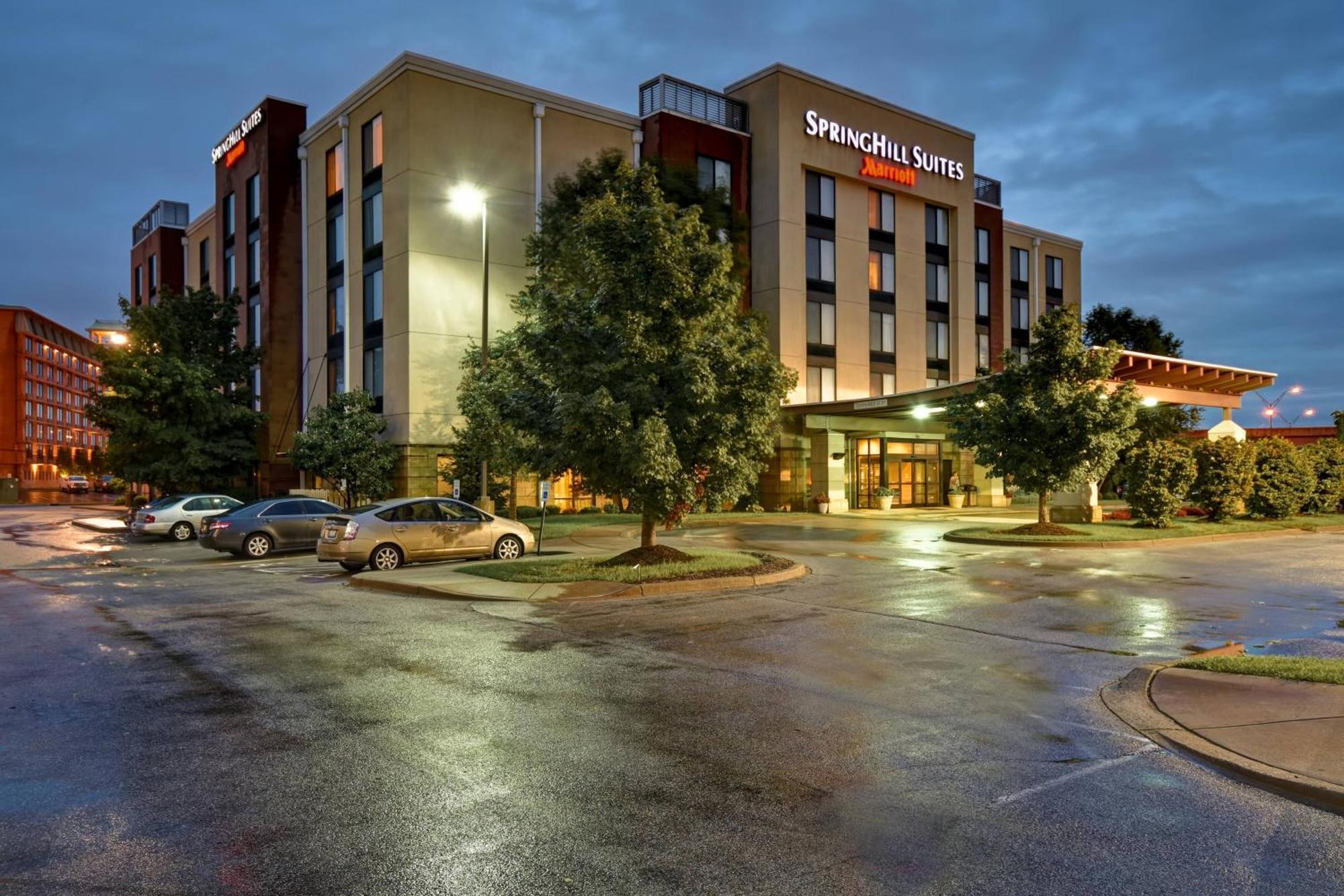 Springhill Suites Louisville Airport Экстерьер фото